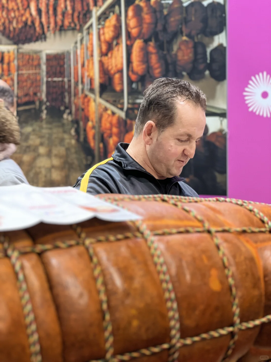 暴走6小时腿已断!米兰圣诞?大集实况!