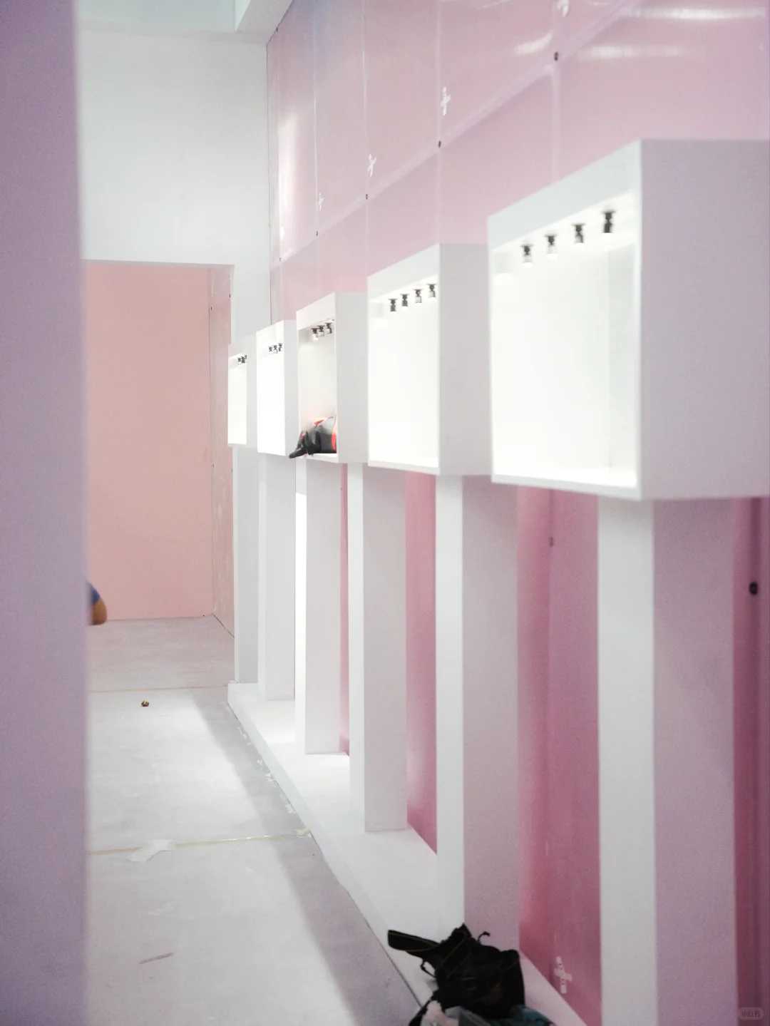 千十弄X艺林堂·深圳茶博会准备中…