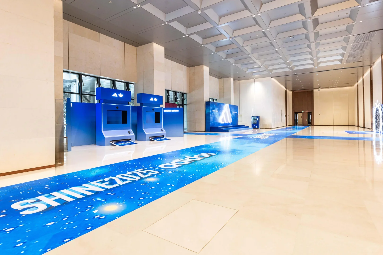 【活动策划】Adidas SHINE 2025年度盛典