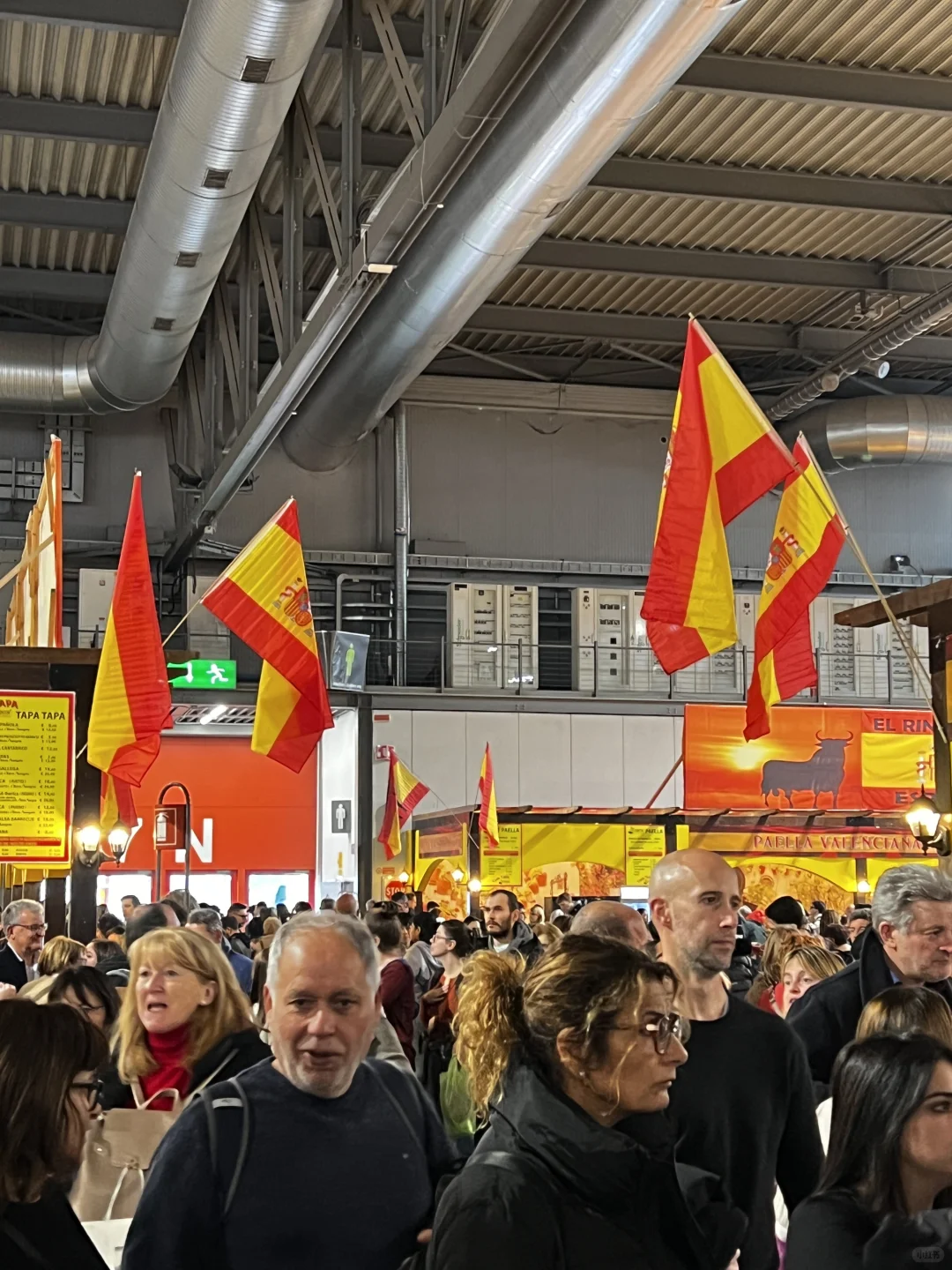 暴走6小时腿已断!米兰圣诞?大集实况!