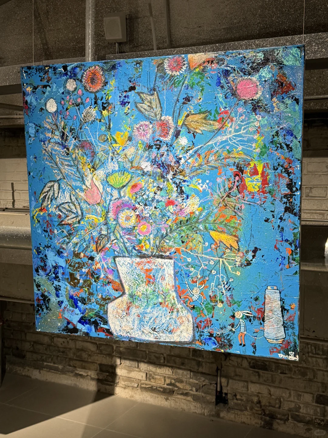 石家庄工业风场馆惊现《七只不抓老鼠的猫》?