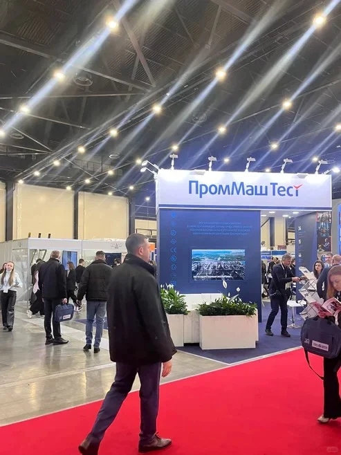 参加展会后才明白世界是个巨大的草台班子