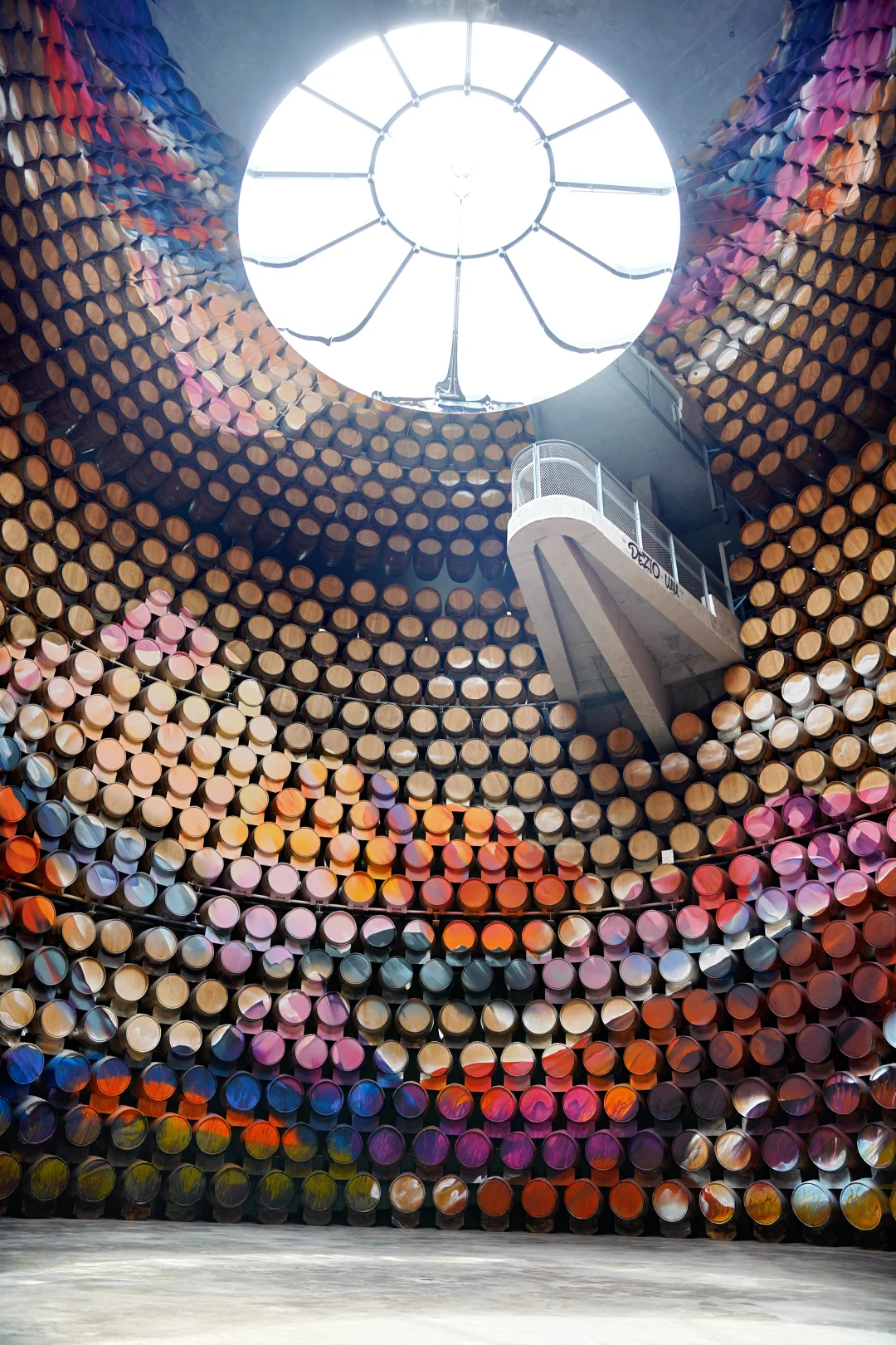 成都1h直达！藏在酒厂的童话展太好拍了……