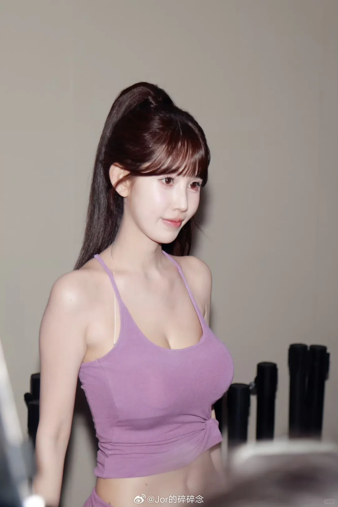 小哈娜hana在2025广州国际汽车展览会