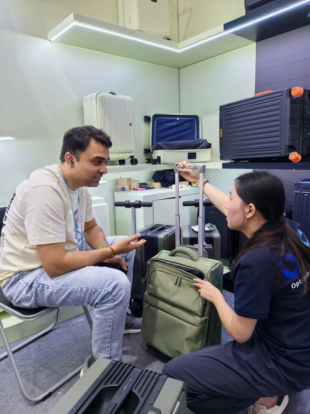 广交会结束啦 “广交世界，互利天下”