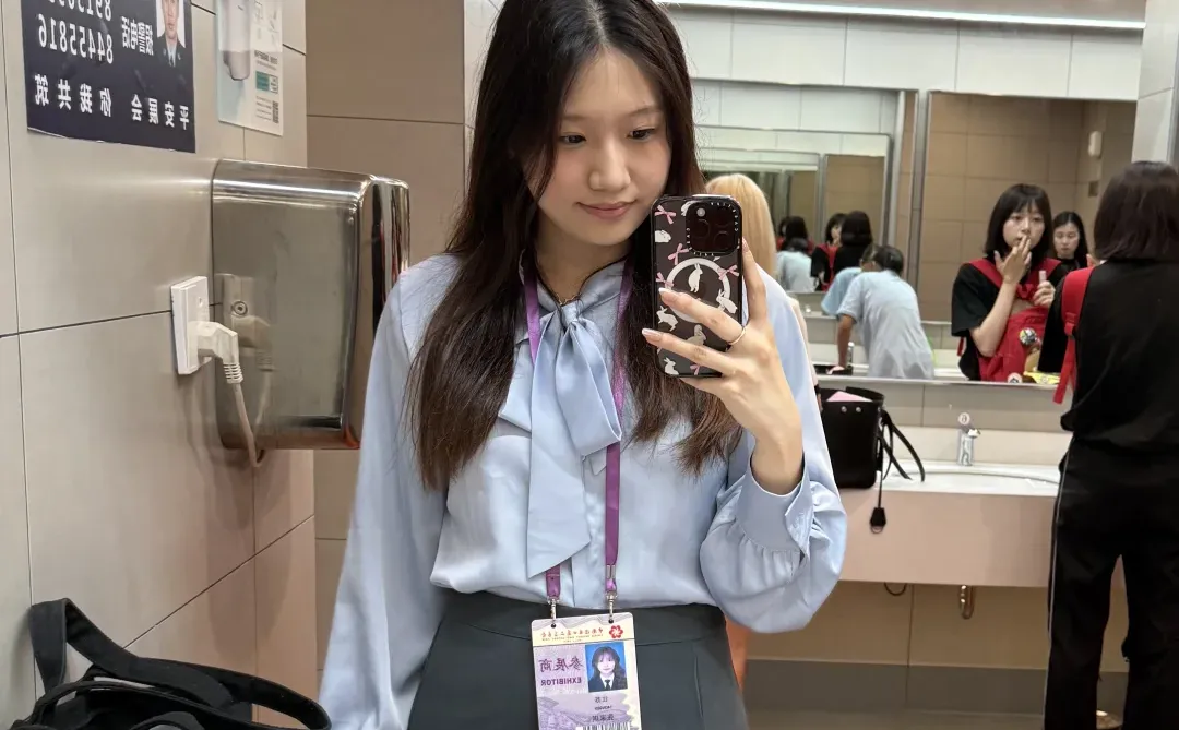 诚接六、七月英语翻译