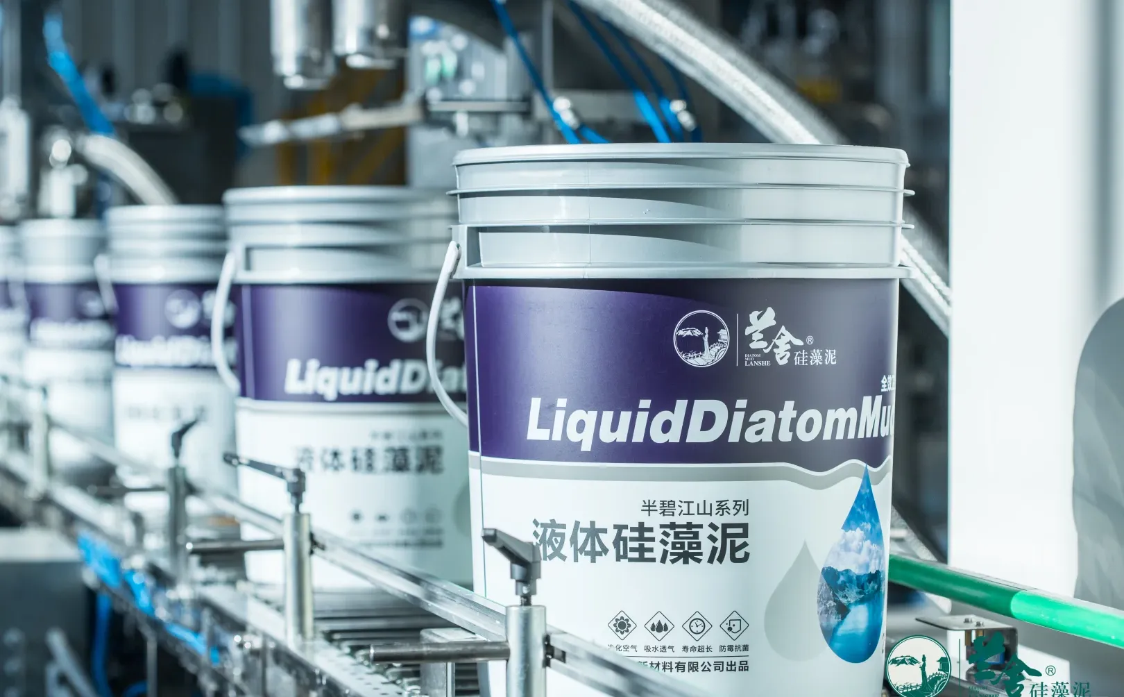 谁家生产车间这么板正啊！是我呀~