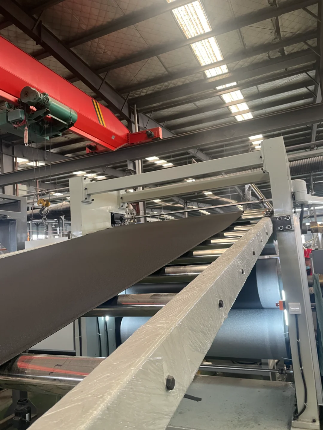 PE片材生产线_PP片材挤出机