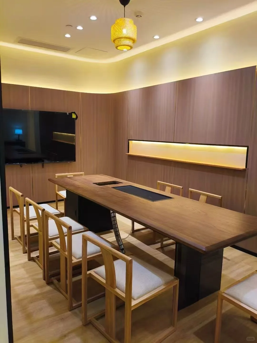 创业的我在广交会旁?800?搞定?工作室！