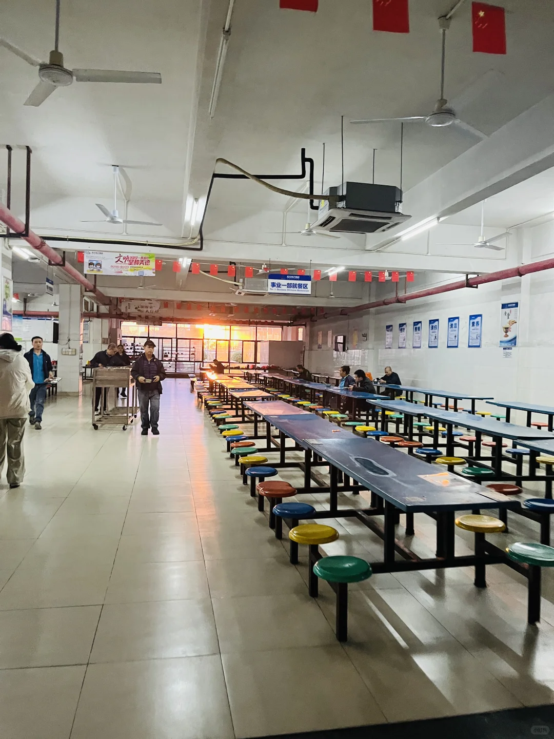 电子厂的第六天 好想跑路 好想回家 。。