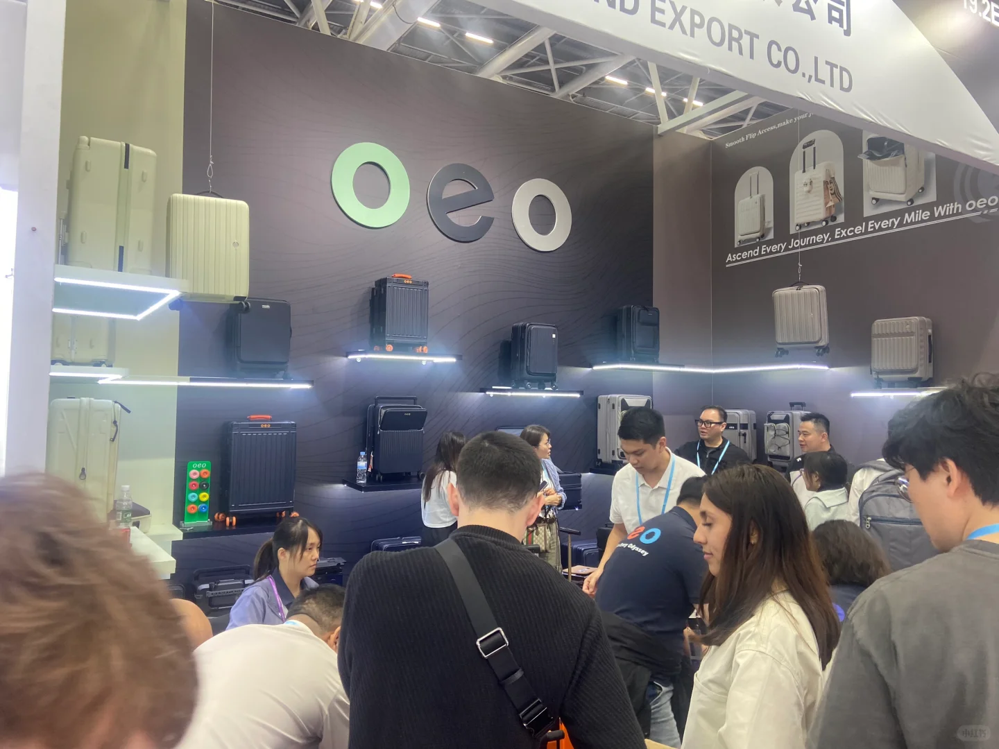 广交会结束啦 “广交世界，互利天下”