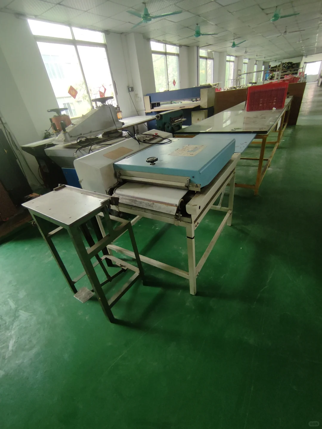 工厂破产，全部甩，甩卖。