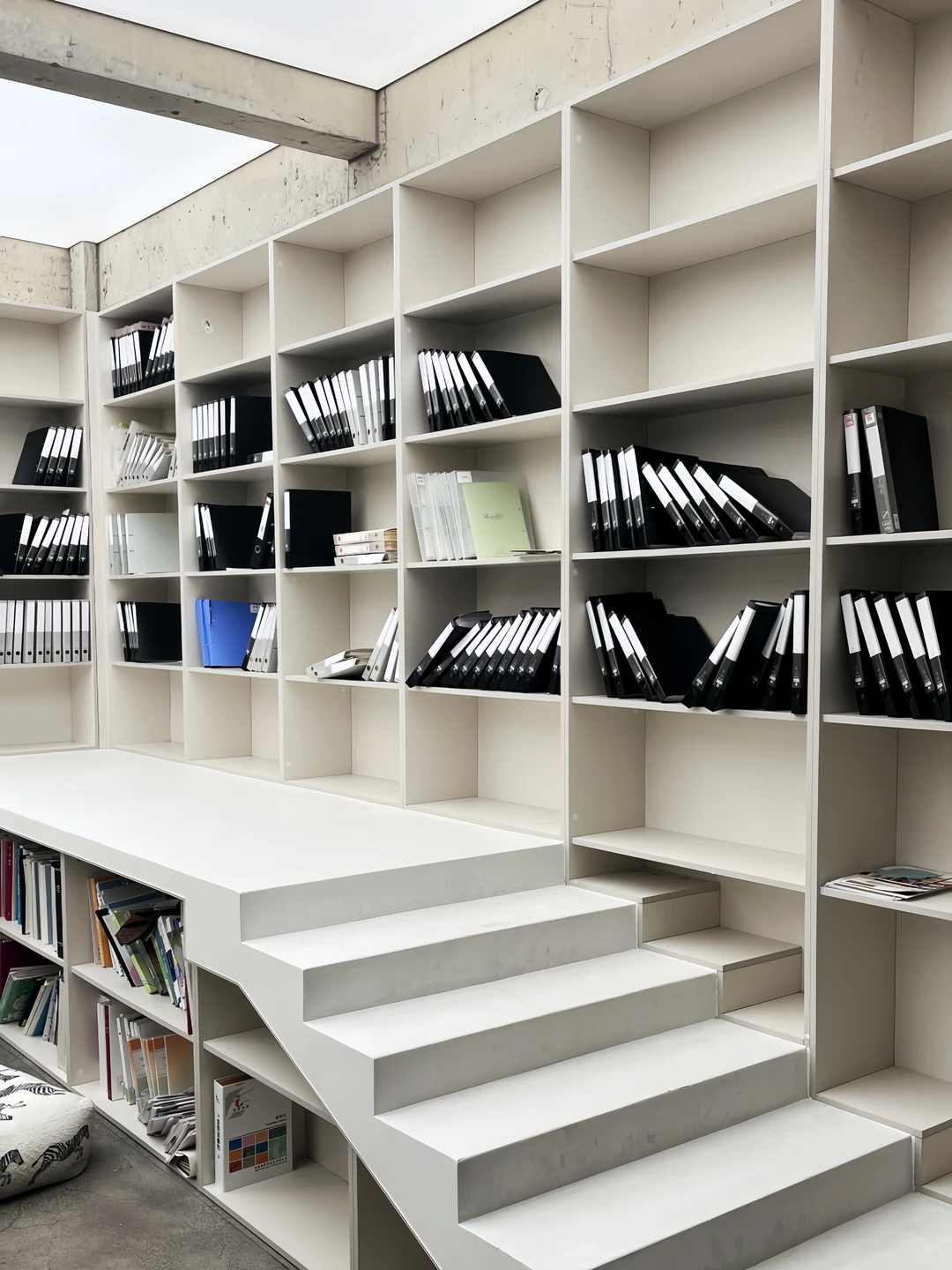 没错啊！我们就是青岛那家超?服设计公司