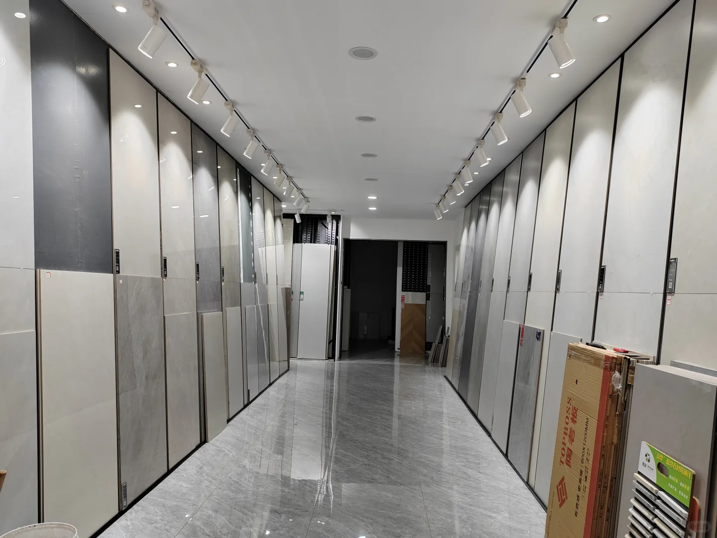 金峰本地装修|在本地扎根十几年的装修团队