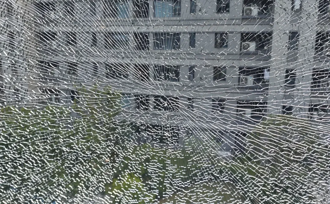 杭州更换玻璃价格是否合理？