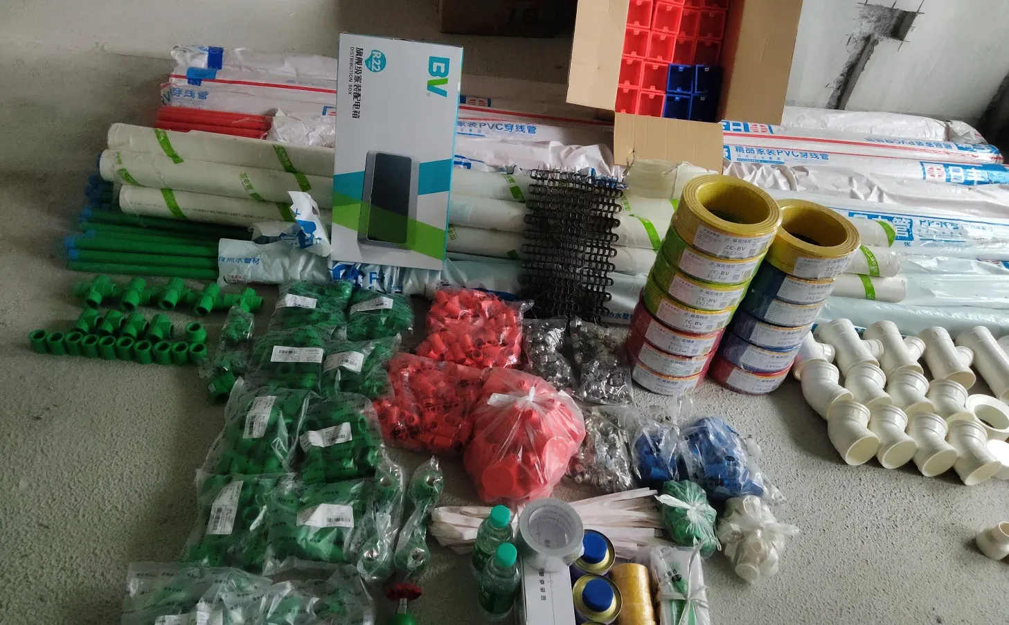 电线配送实拍|南宁建材批发