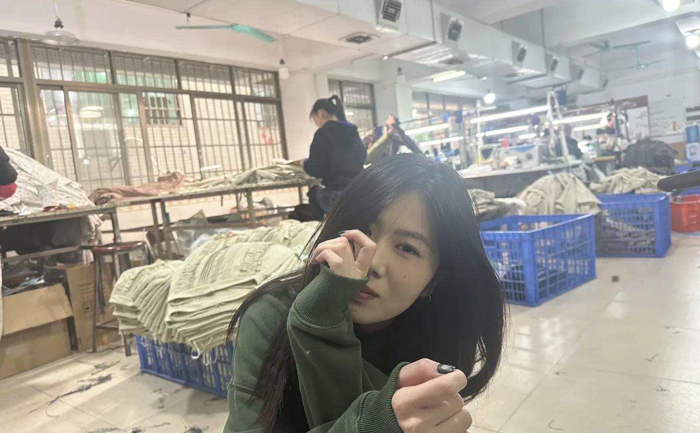 ?00后接班!老爸做了15年的服装厂藏不住啦~