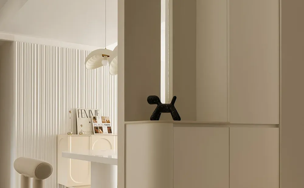 奶油风的温柔，水泥灰的硬朗，绝配！