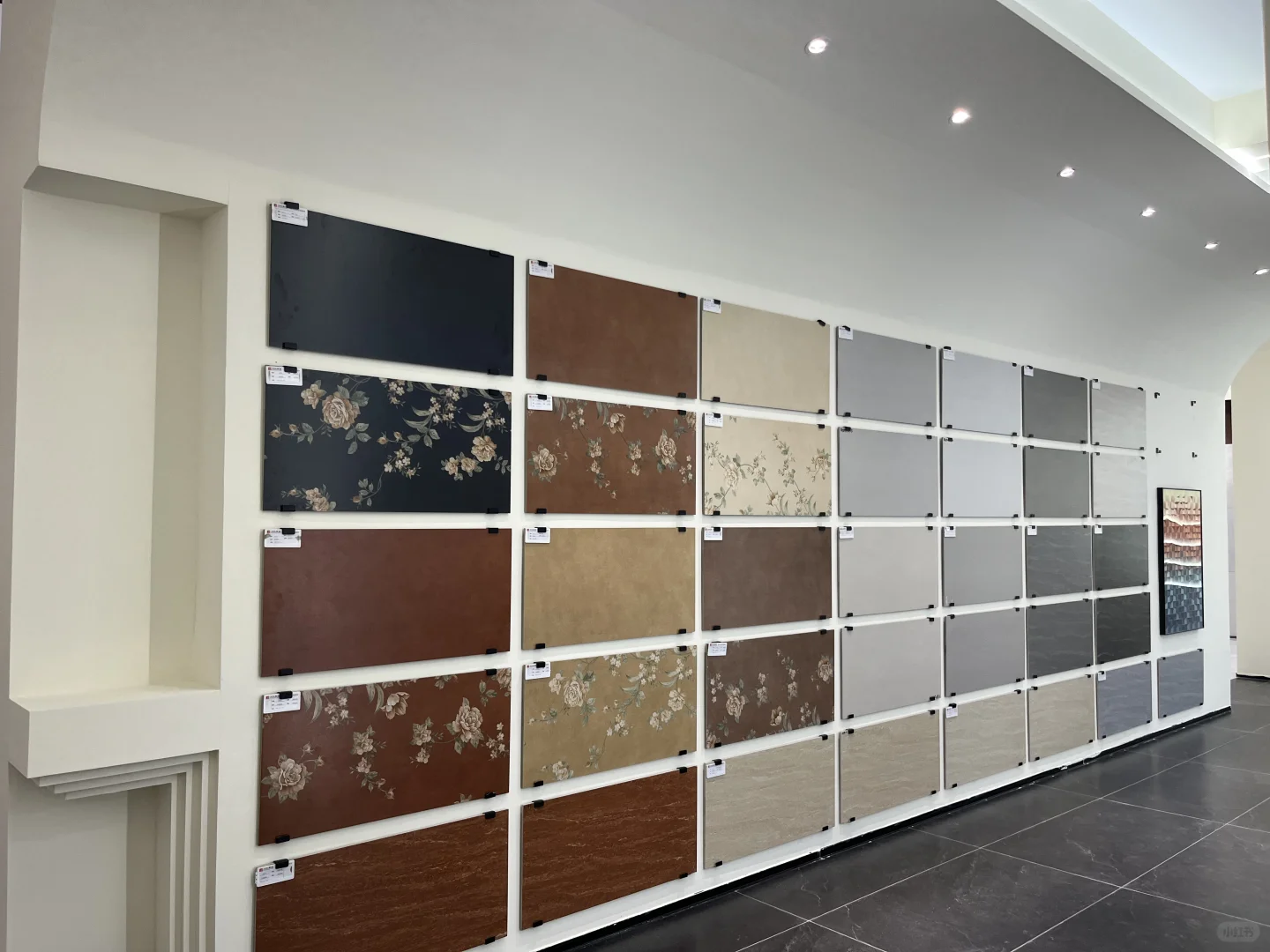 装修建材一站式批发仓库