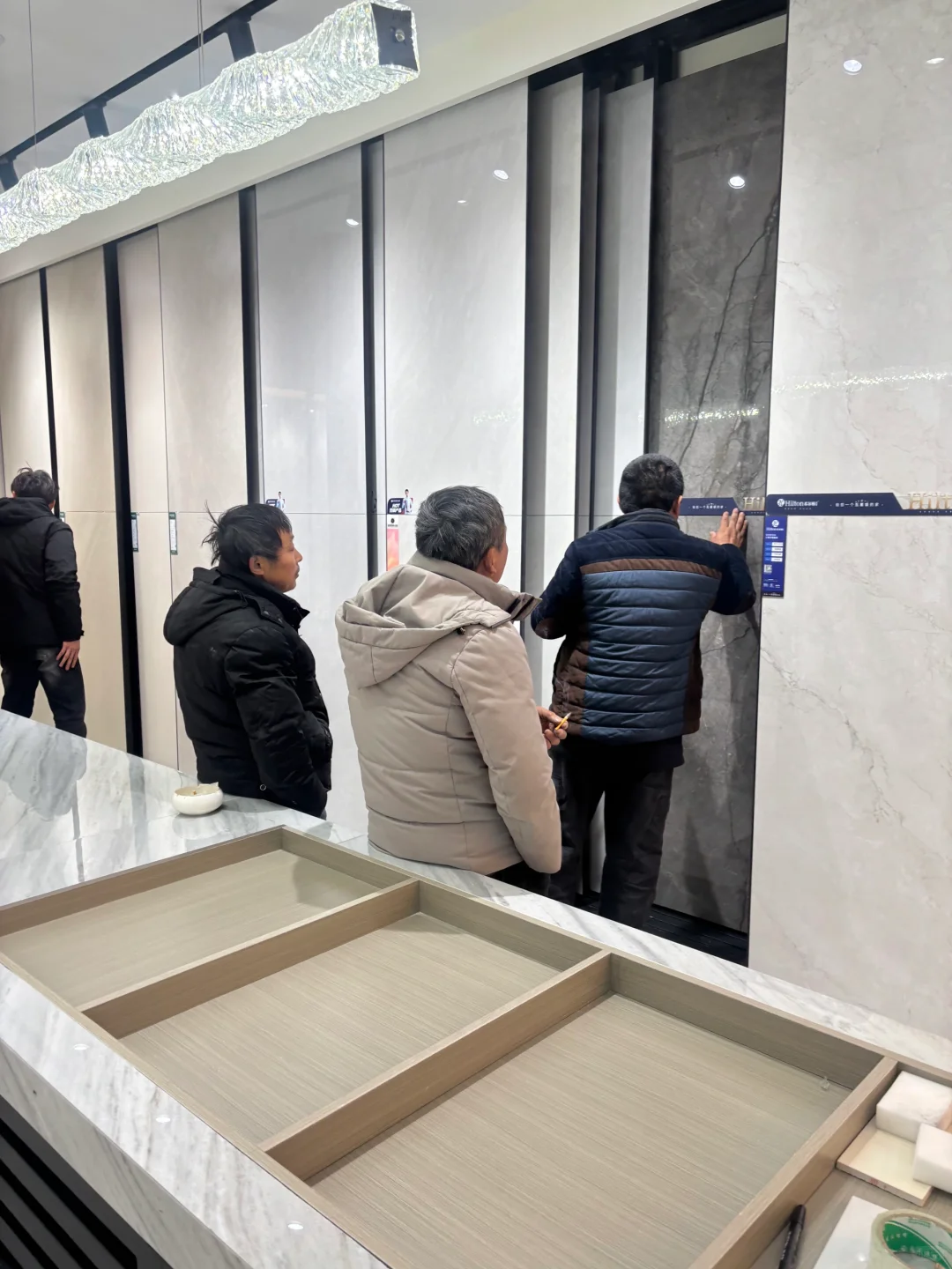 还有人不知道南京这家宝藏瓷砖批发仓库吗‼️