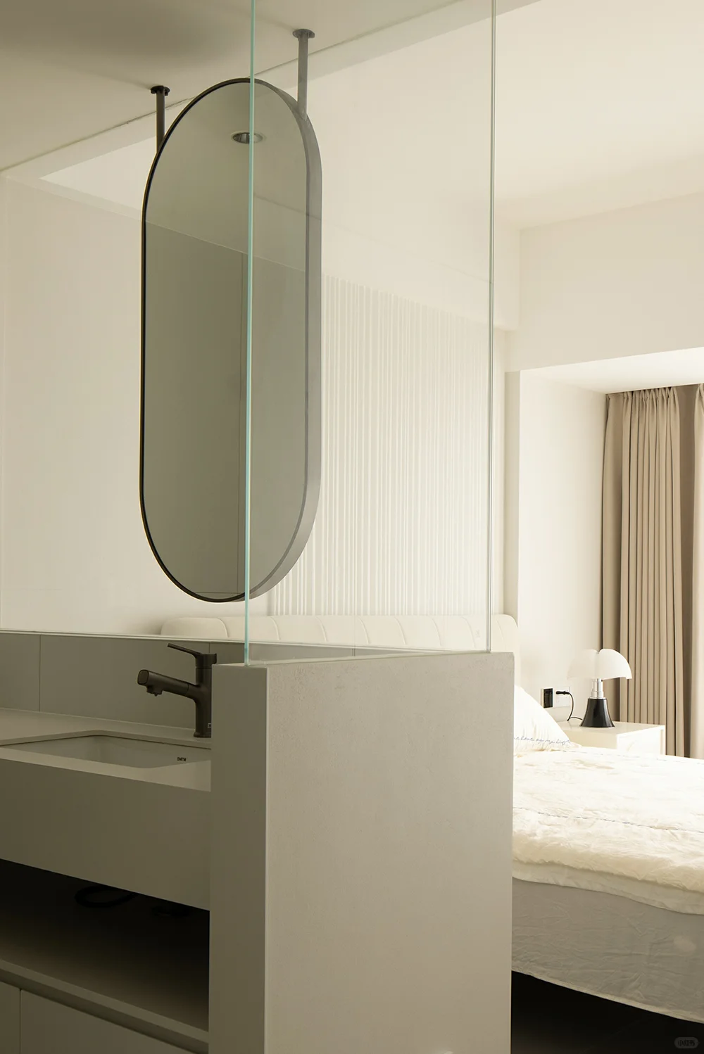 奶油风的温柔，水泥灰的硬朗，绝配！