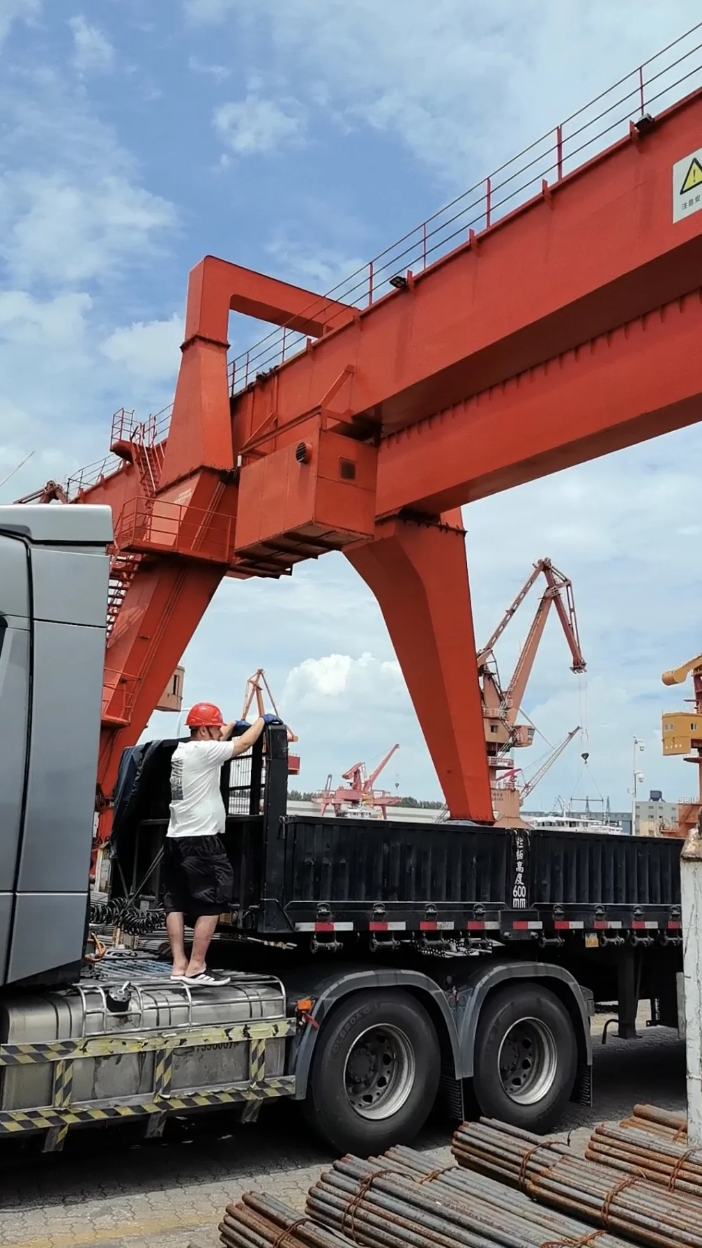 98年留子回家当厂二代卖钢材的一天Plog