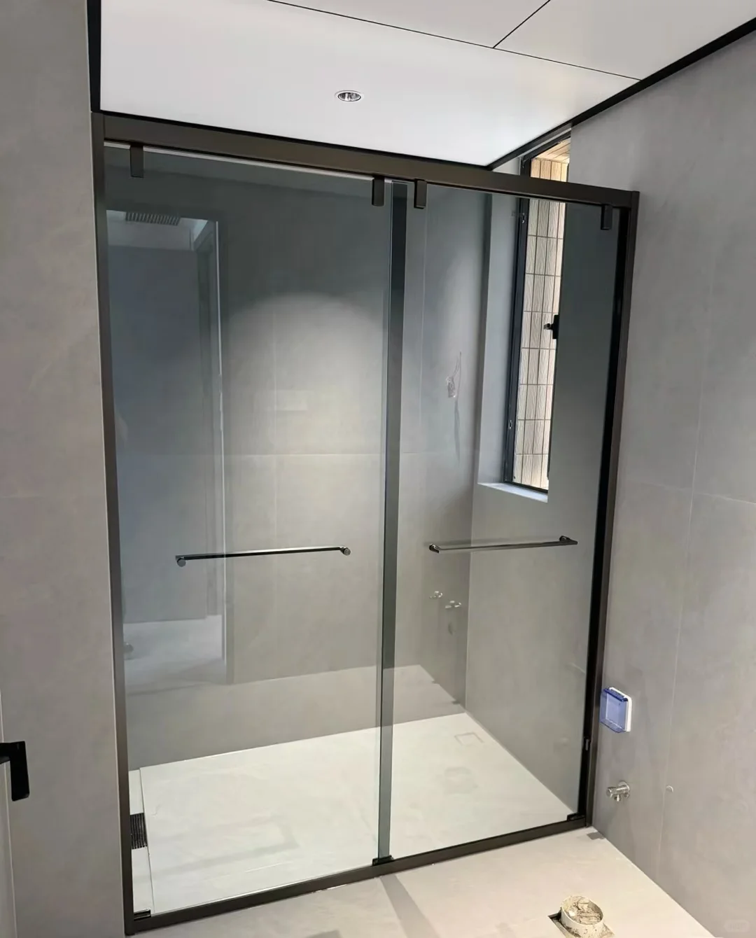 姐妹们,2个淋浴房这个价格贵了吗❓