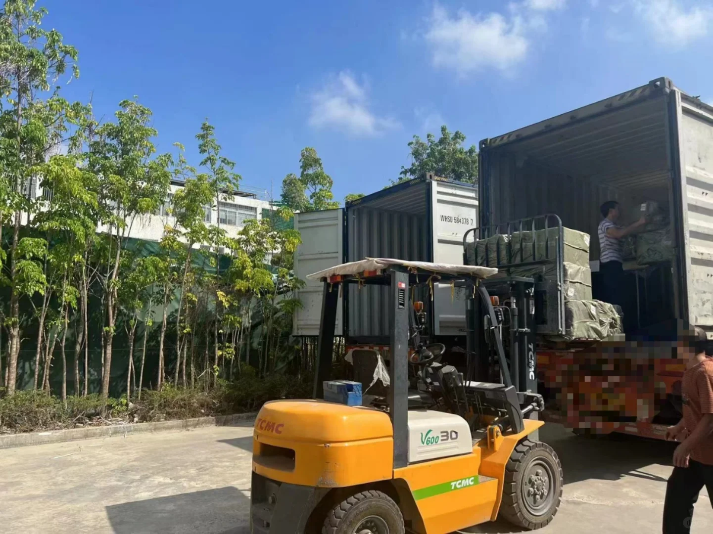 源头工厂找贸易公司或外贸公司合作