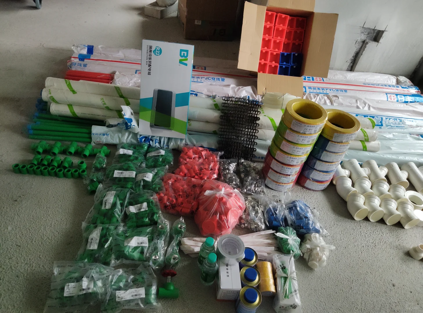 电线配送实拍|南宁建材批发