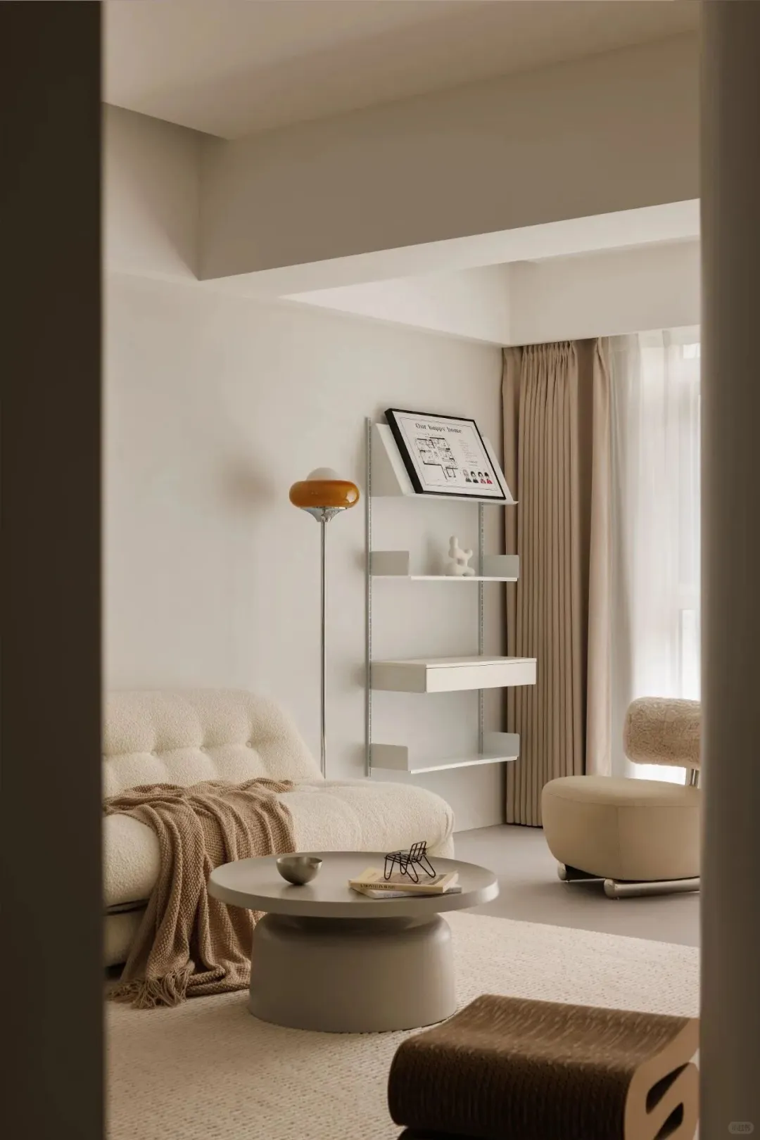 奶油风的温柔，水泥灰的硬朗，绝配！