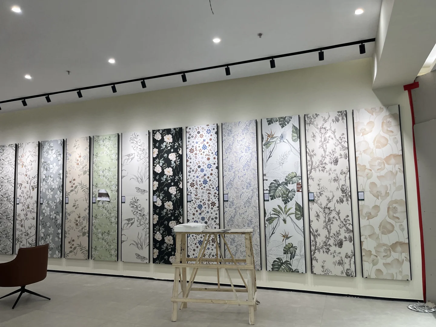 装修建材一站式批发仓库