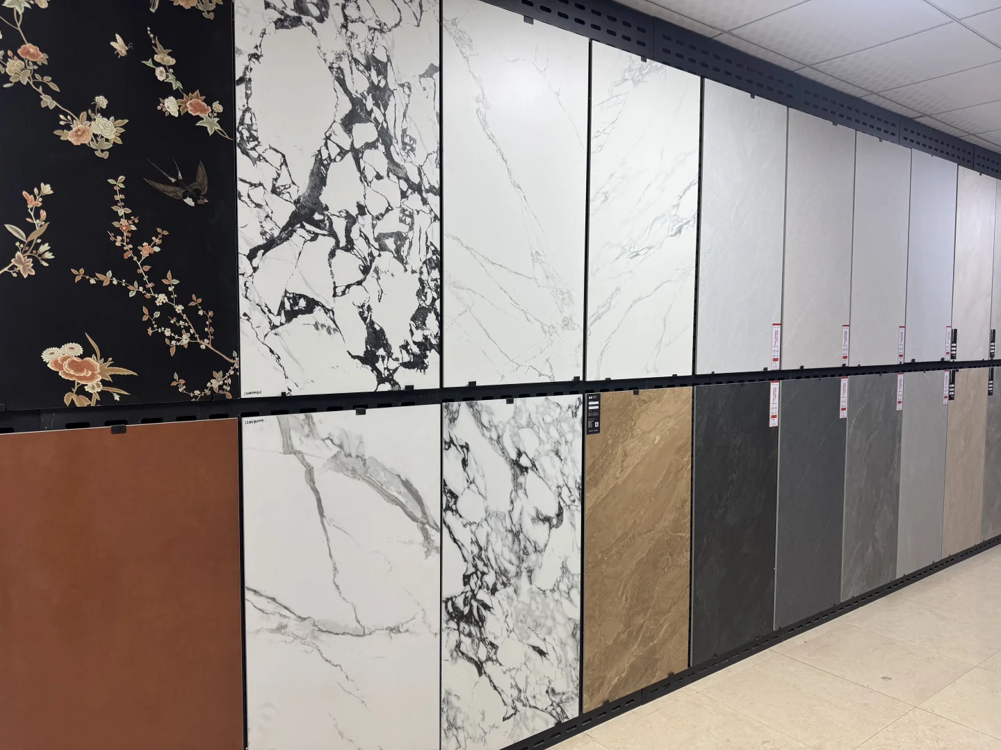 惠州瓷砖批发源头工厂！瓷砖仓库送货上门?