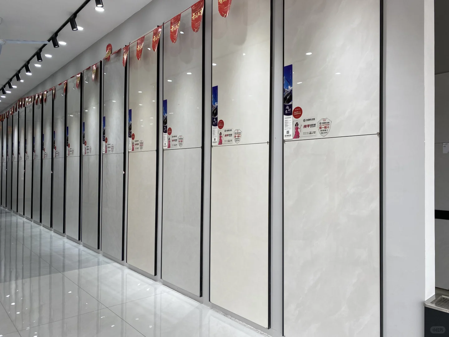 崇左瓷砖批发店柔光砖系列！喜欢奶油风快来