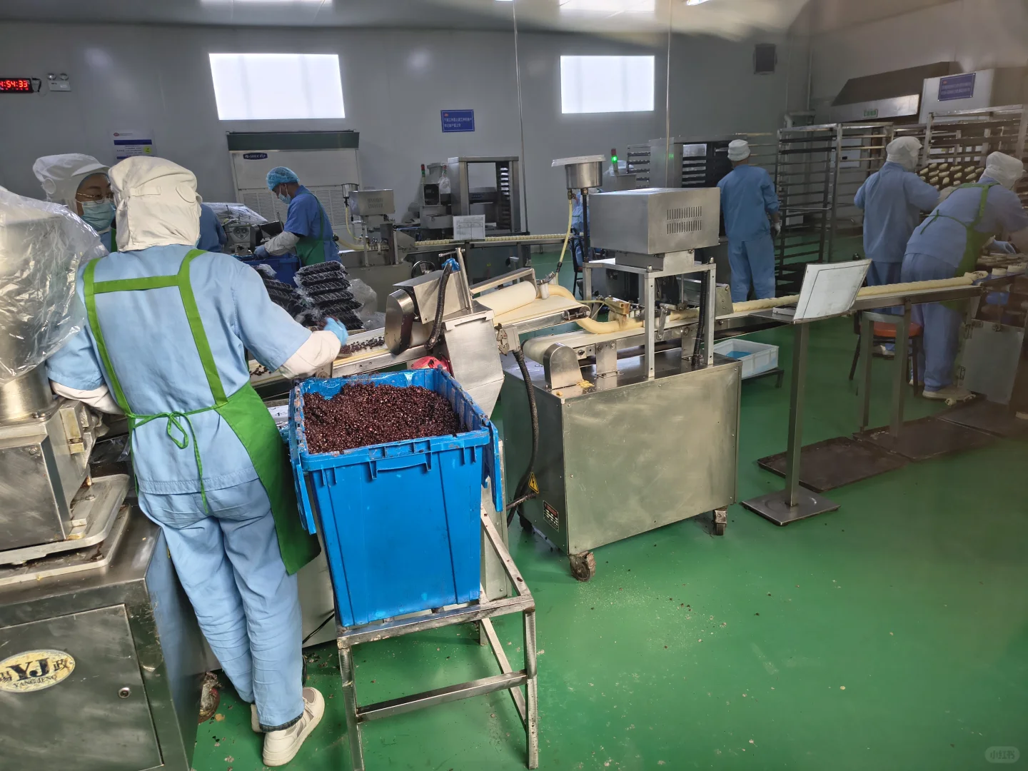 参观现代化食品厂，大为震撼!