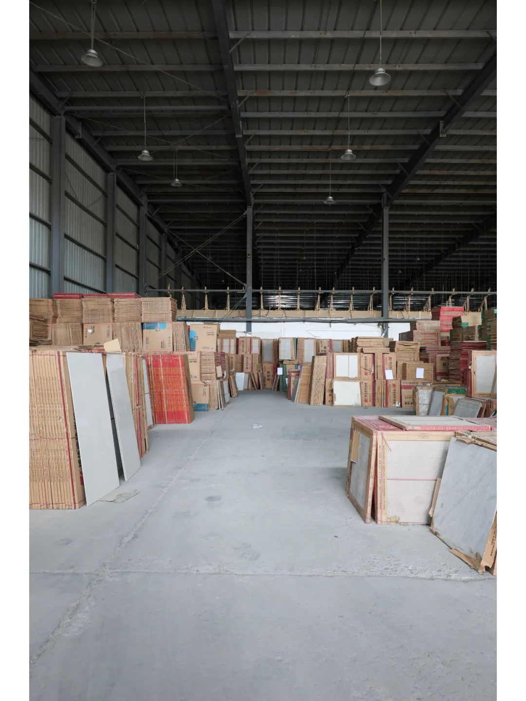 购瓷砖,只在这家!仓库直供,价格超低!