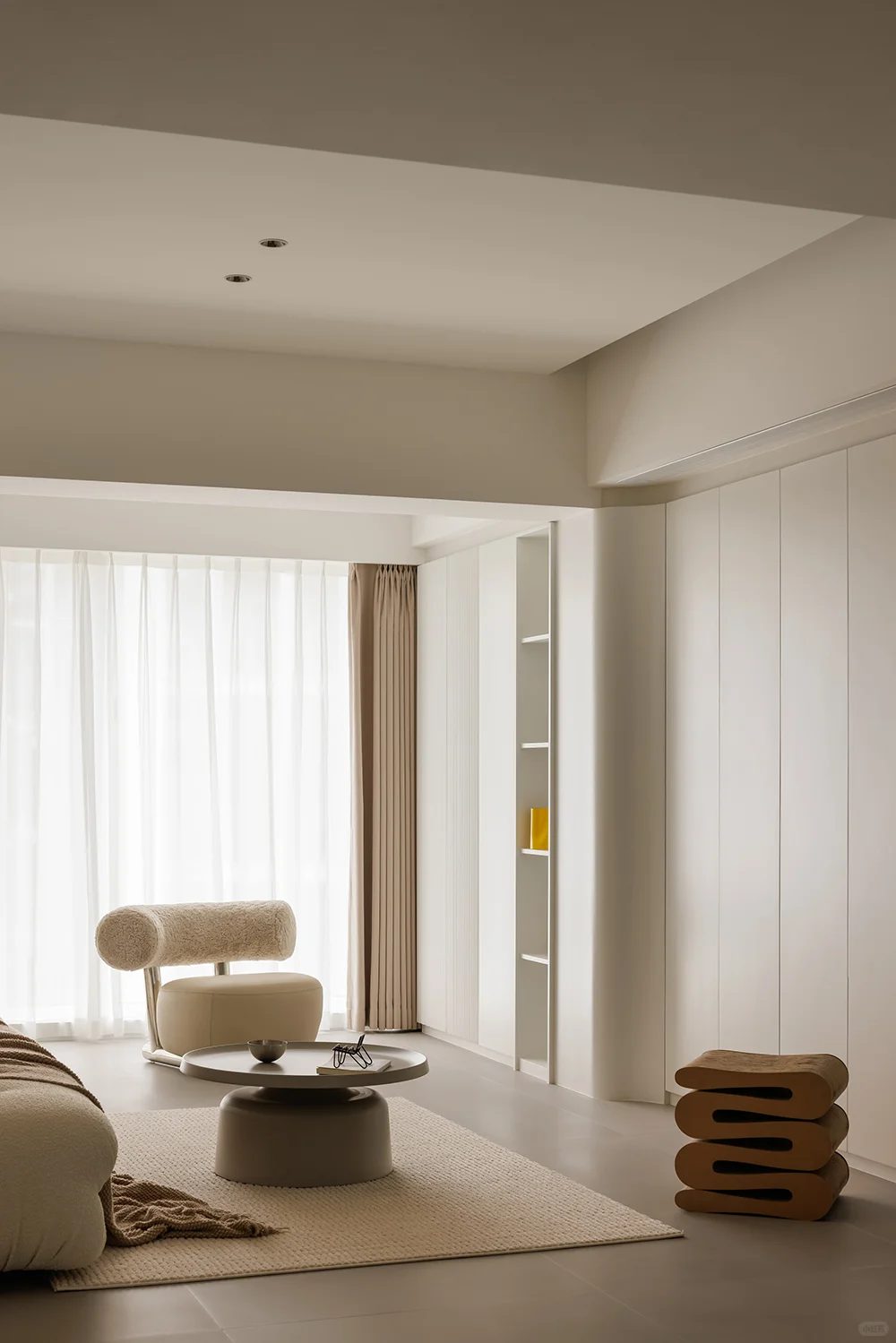 奶油风的温柔，水泥灰的硬朗，绝配！