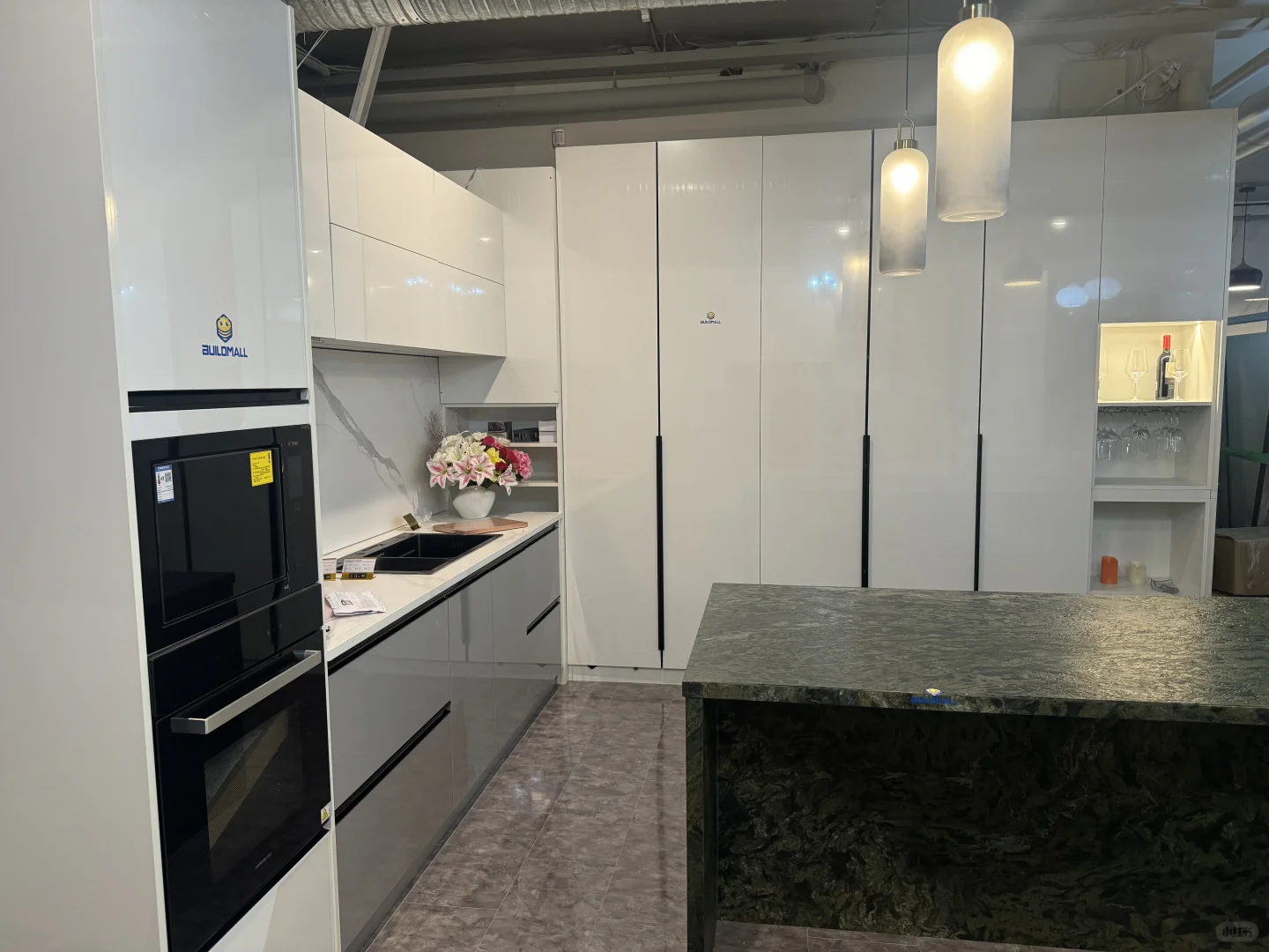 在温哥华建材批发打工的一天