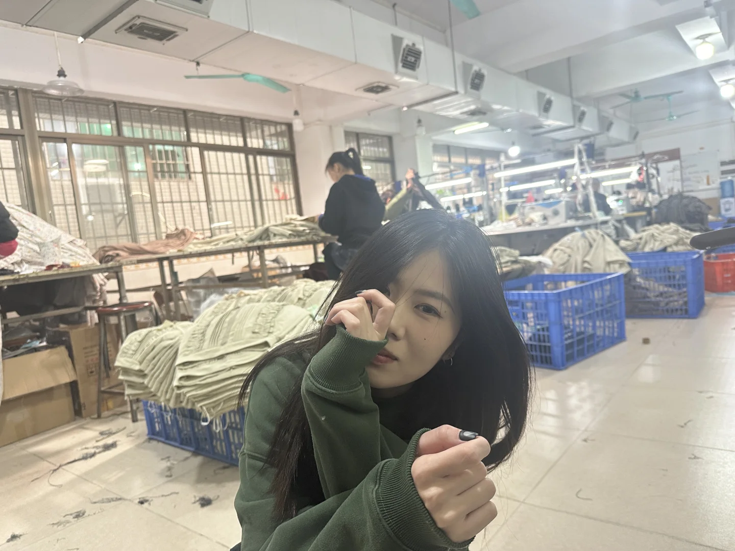 ?00后接班!老爸做了15年的服装厂藏不住啦~