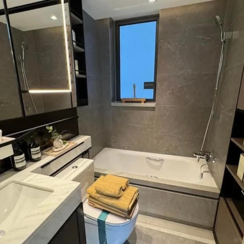 *?Grand Yoho?**現樓 招標精選*