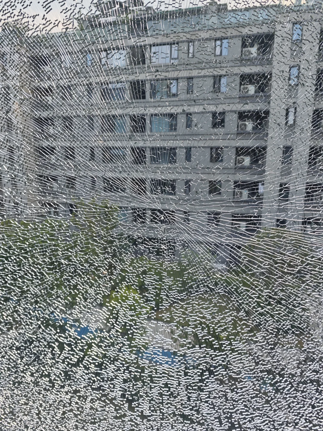 杭州更换玻璃价格是否合理？