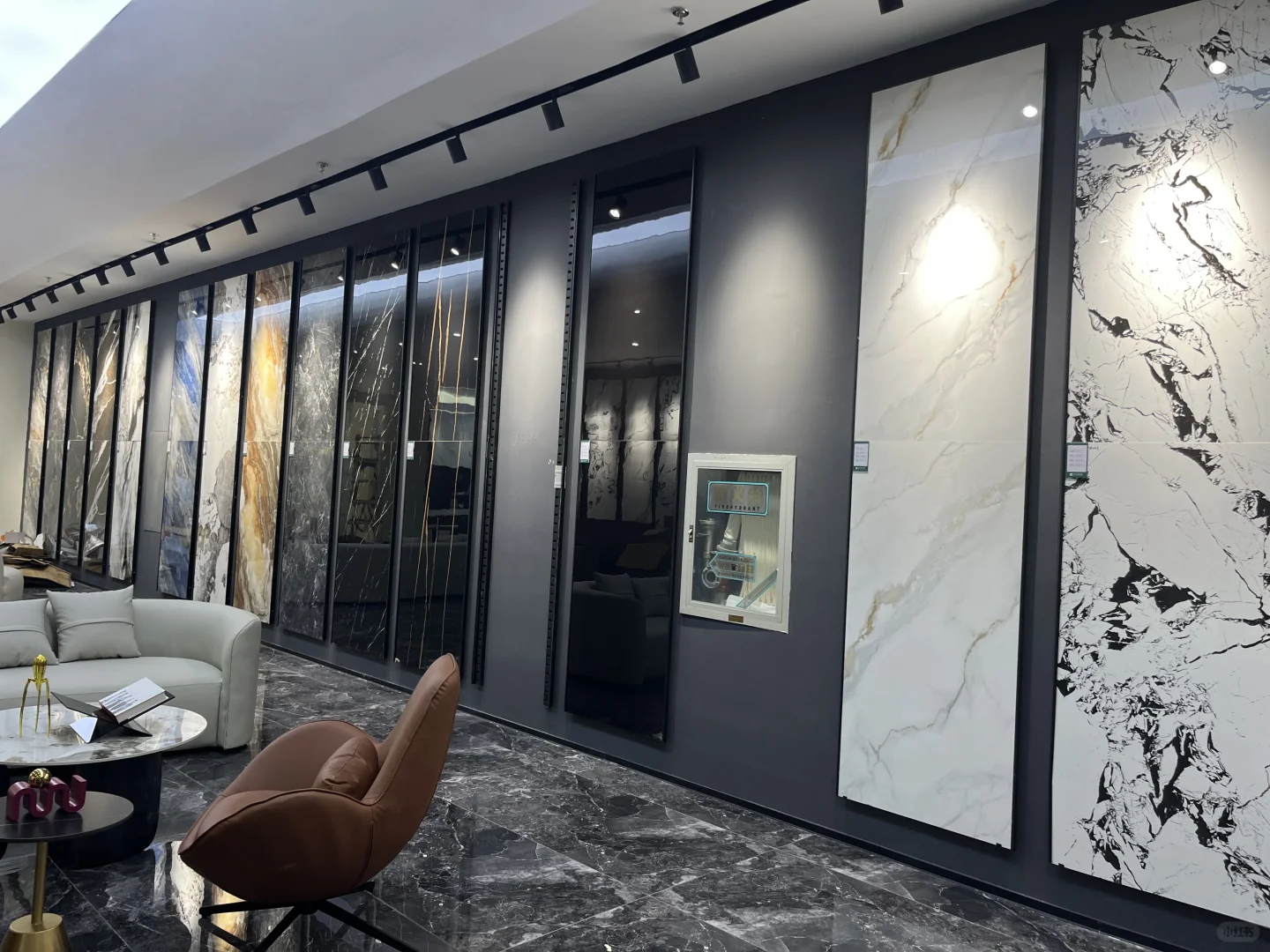 装修建材一站式批发仓库