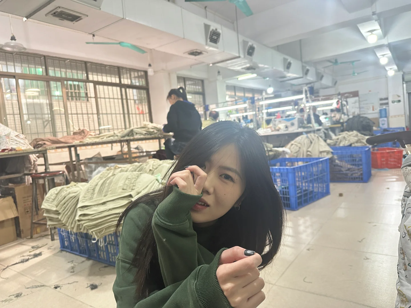 ?00后接班!老爸做了15年的服装厂藏不住啦~