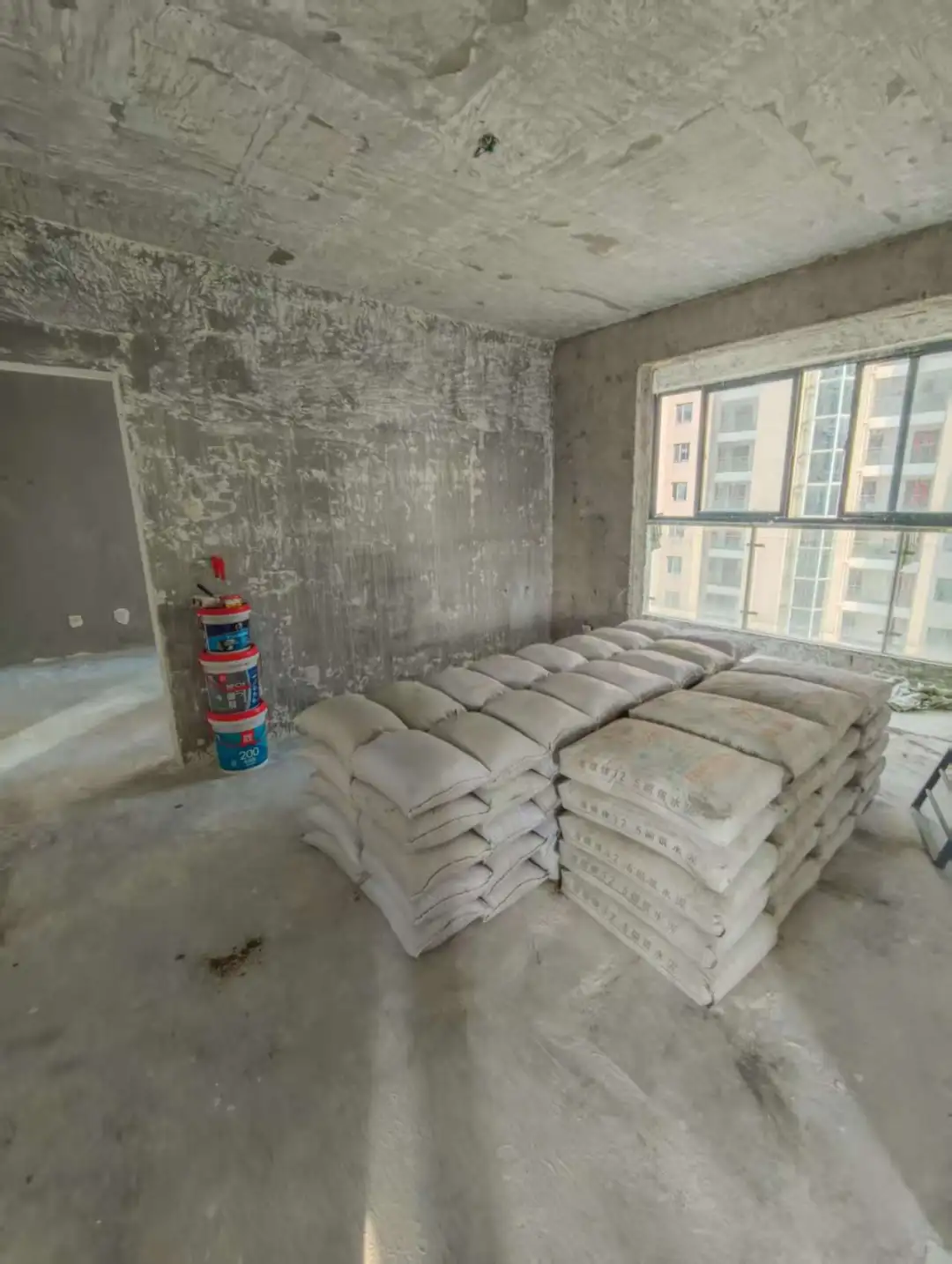 合专业建材批发货场 开启一站式采购新体验