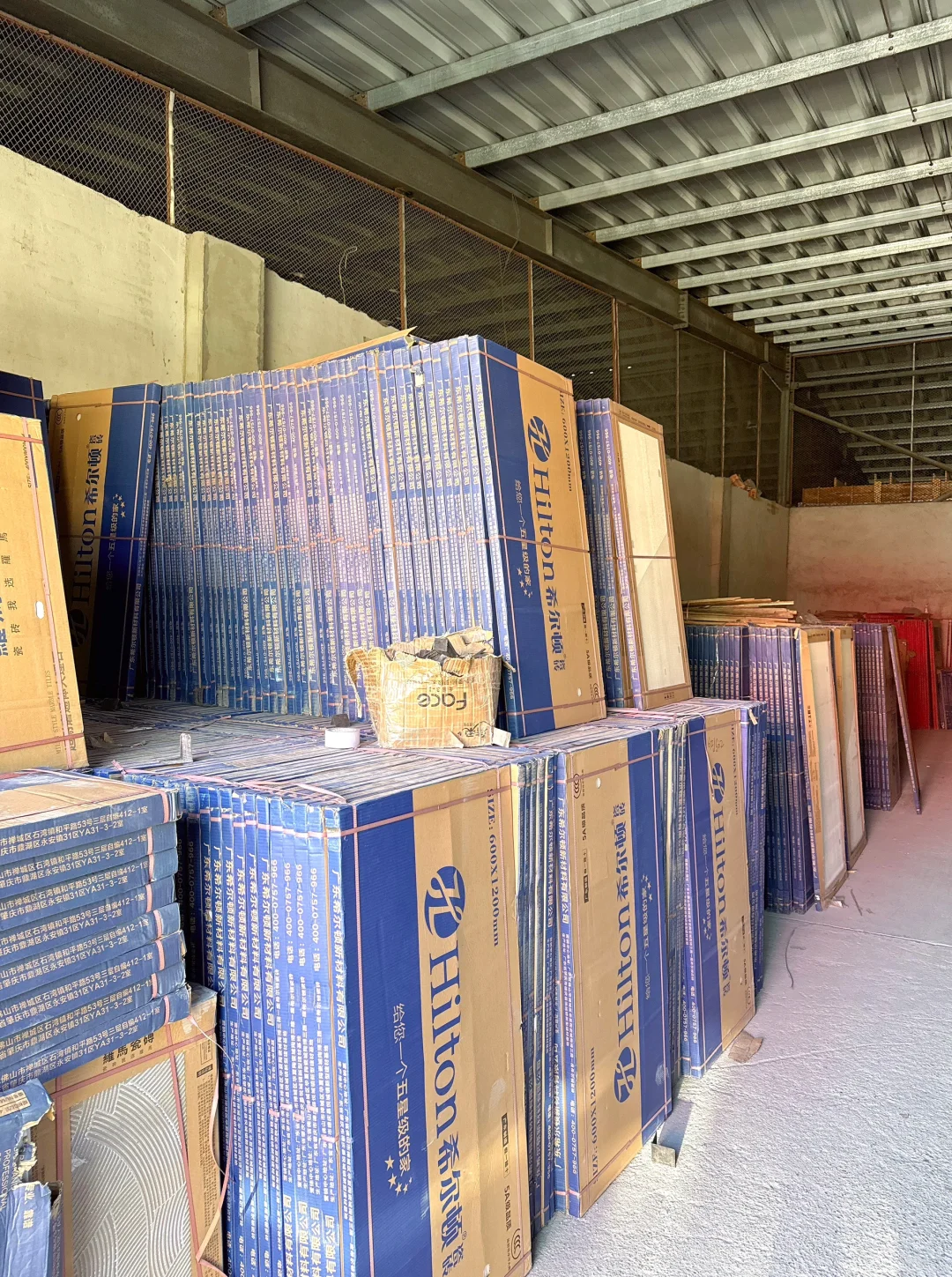 还有人不知道南京这家宝藏瓷砖批发仓库吗‼️