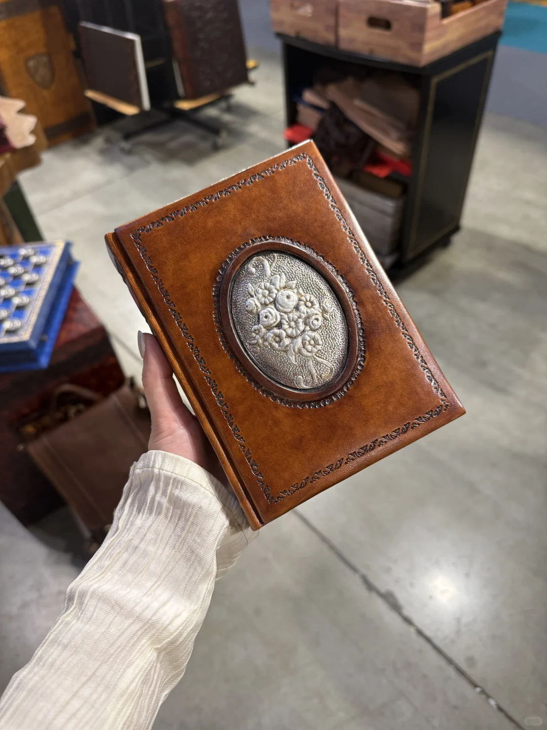 米兰展会买到的笔记本，颜值高到舍不得写！