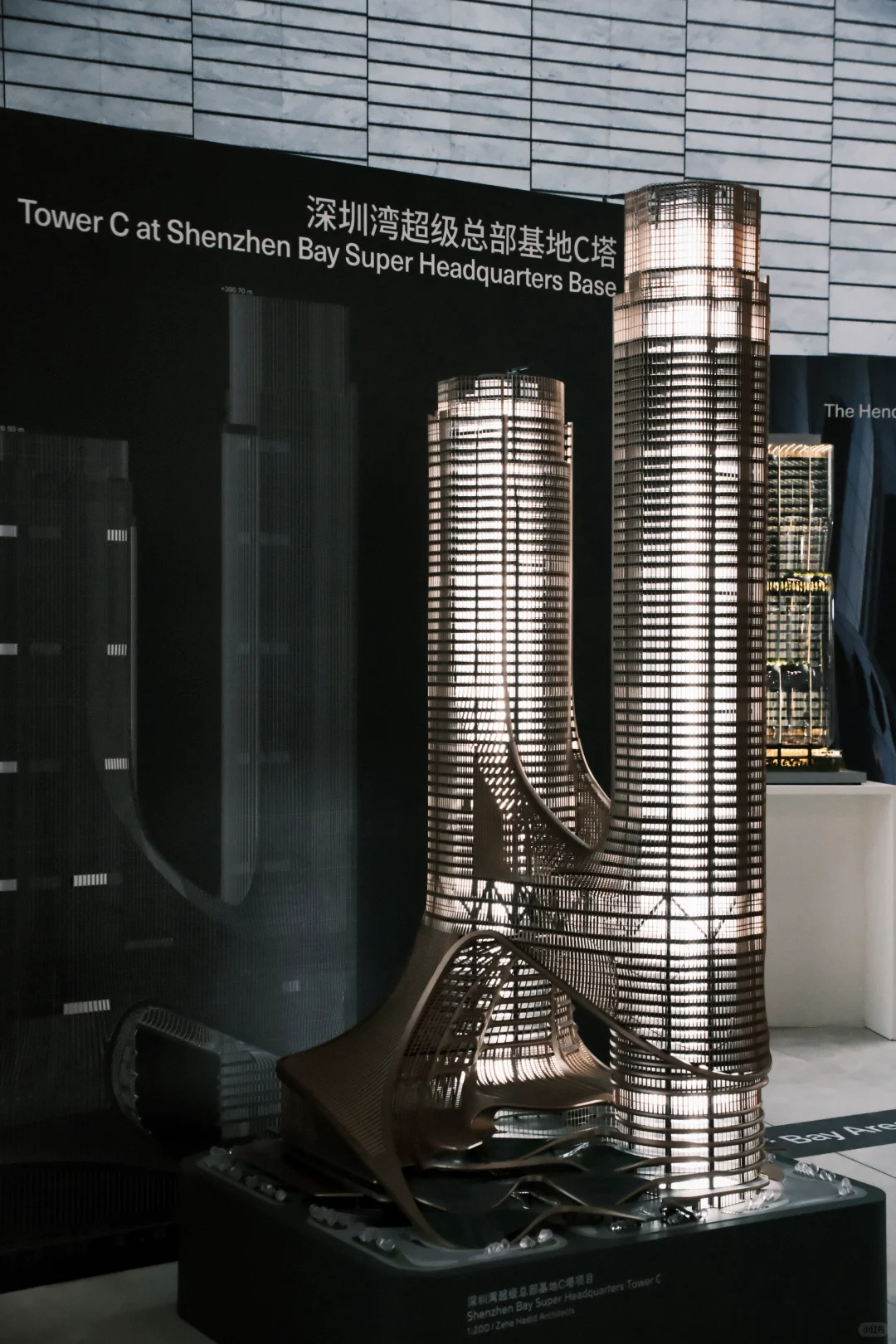 深圳新展?用未来感重新定义21世纪建筑美