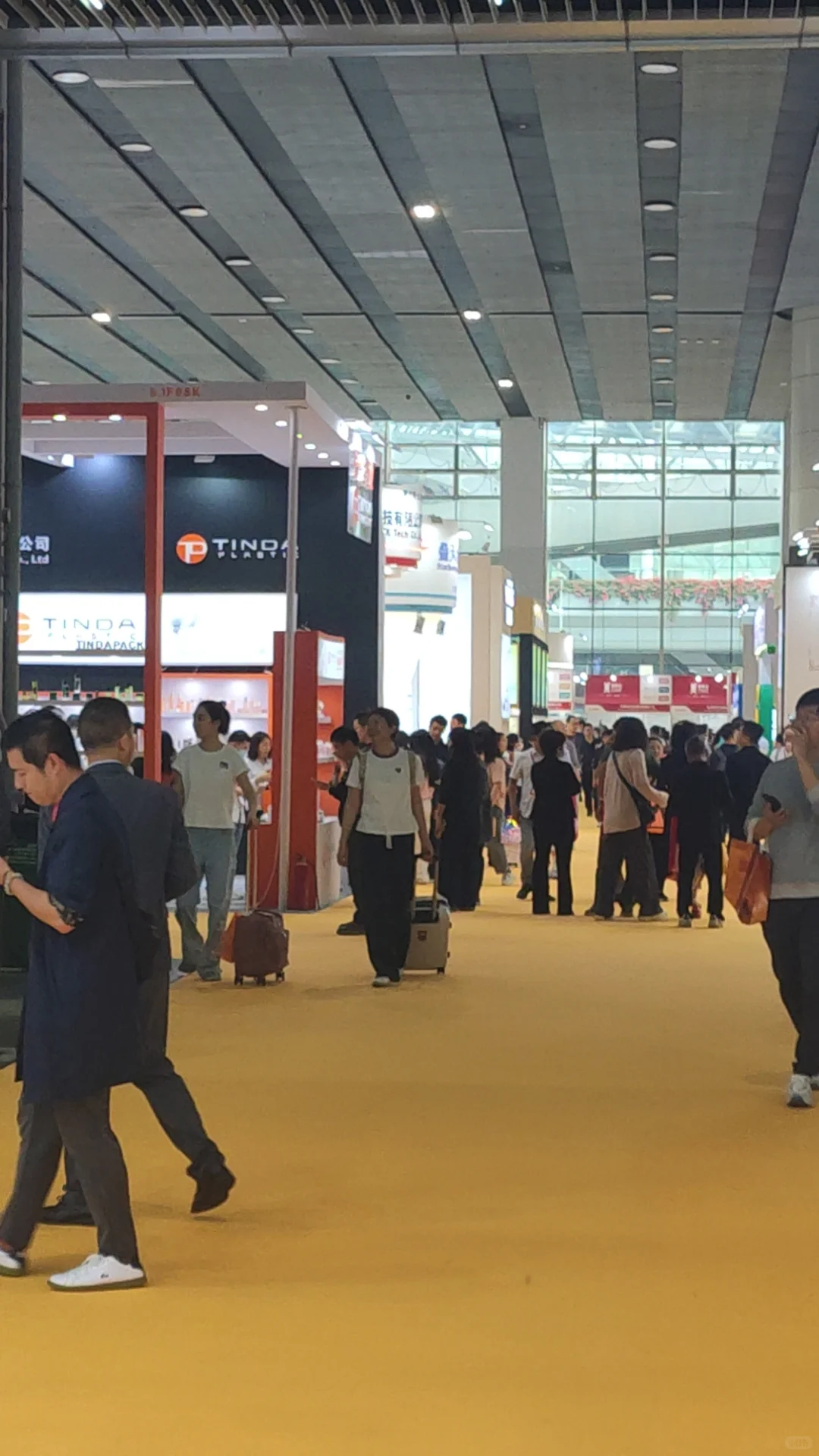 美博会现场直播，快来捧场吧！