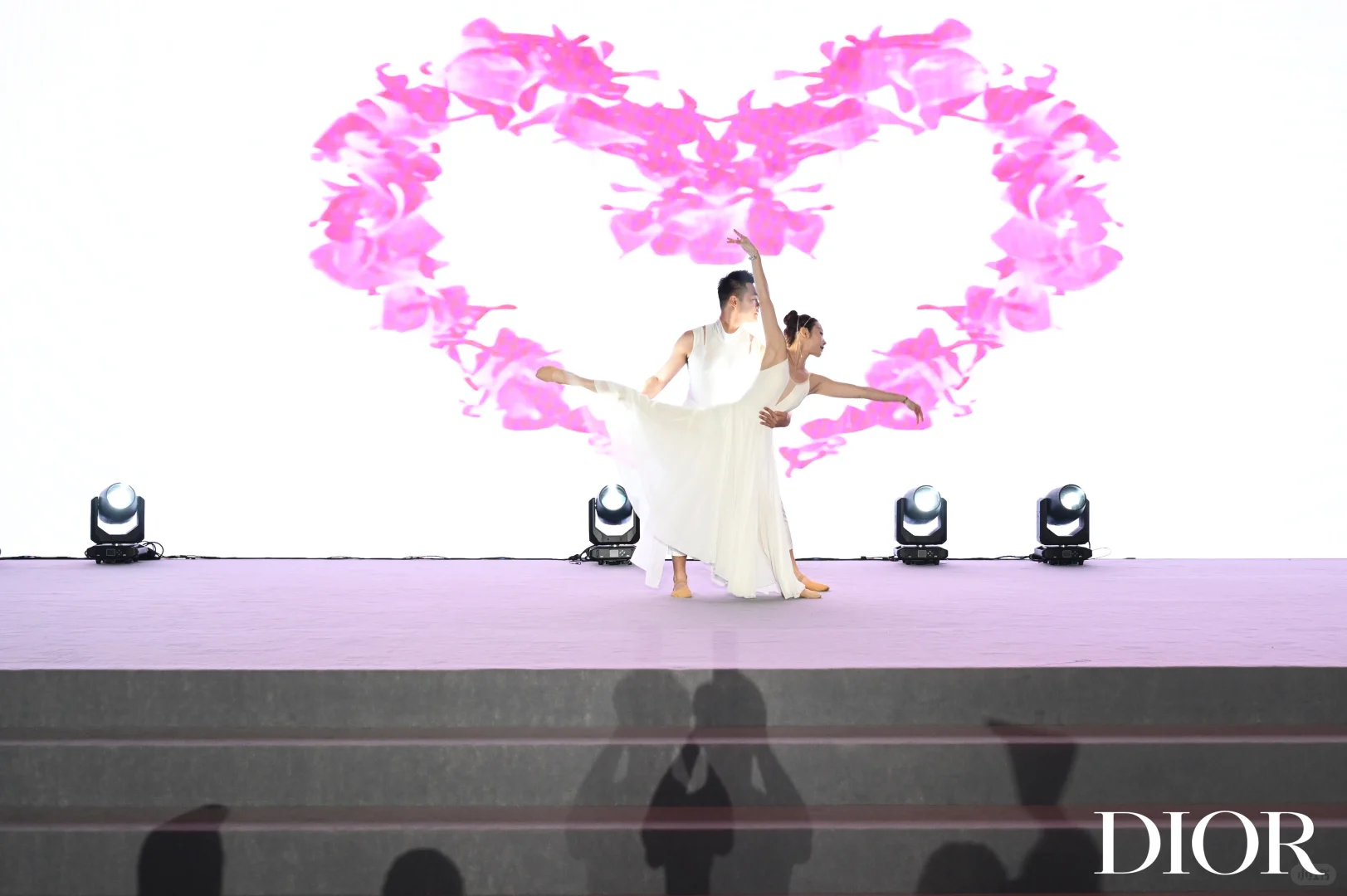 成都年会策划|成都年会布置|年会舞蹈节目