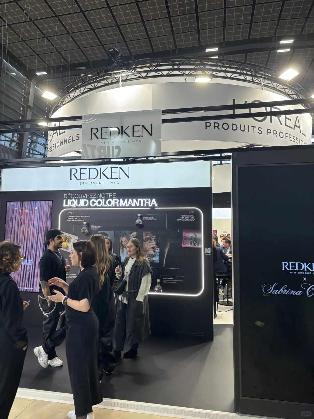 ??巴黎美容美发展