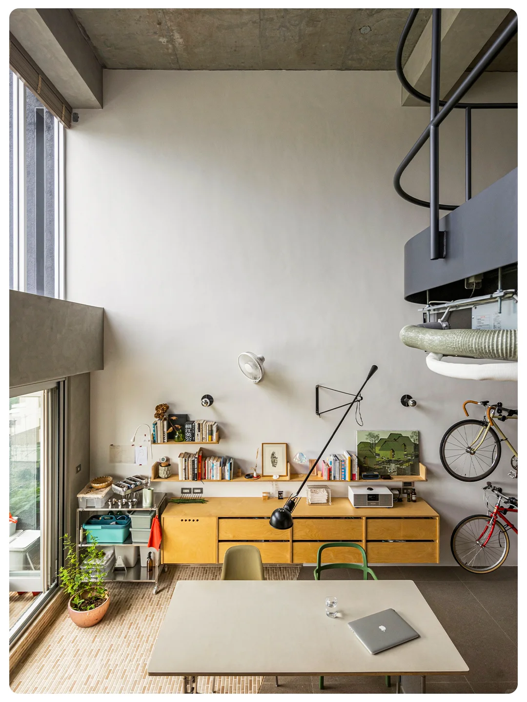 ?Loft 变身 “工业风全能小家”！